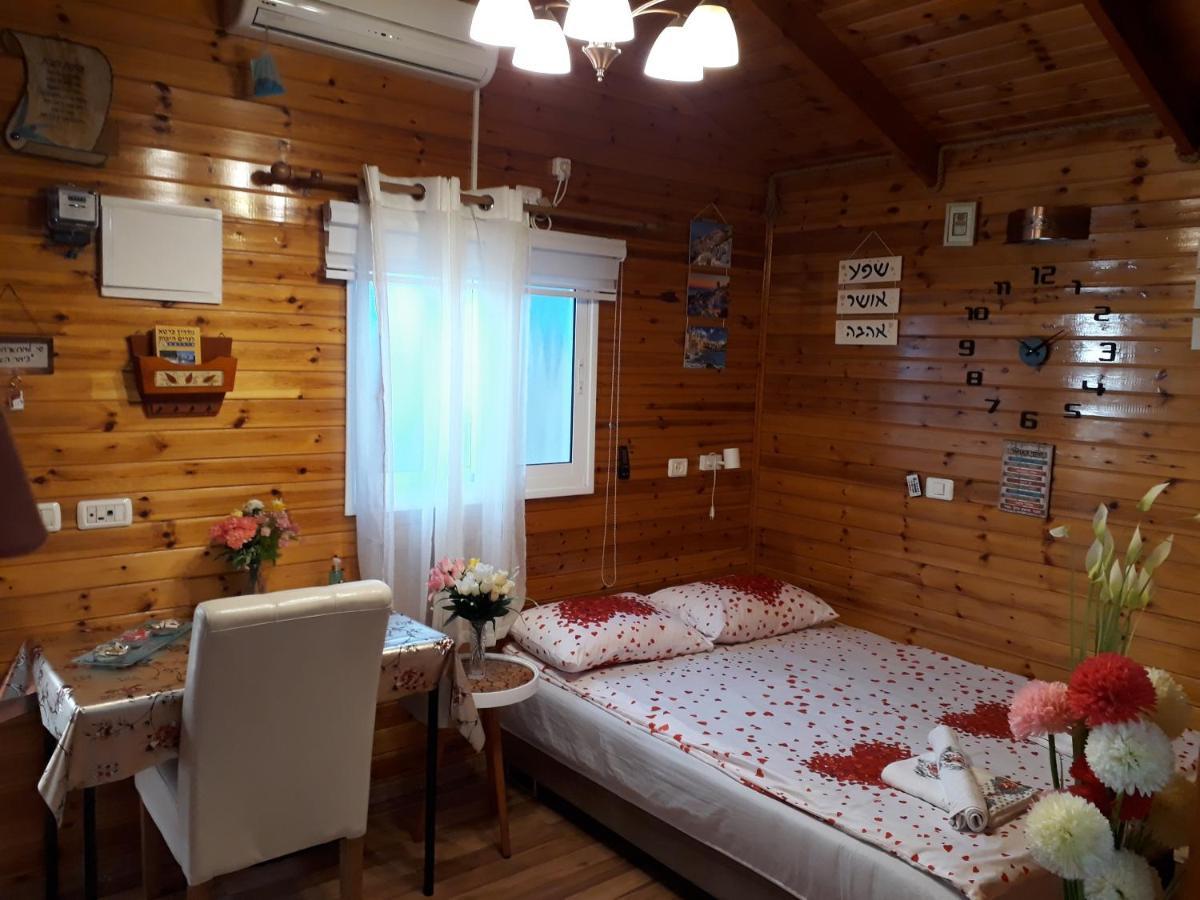 Happiness Zimmer צימר האושר - גם לציבור הדתי Daire Nehariya Dış mekan fotoğraf