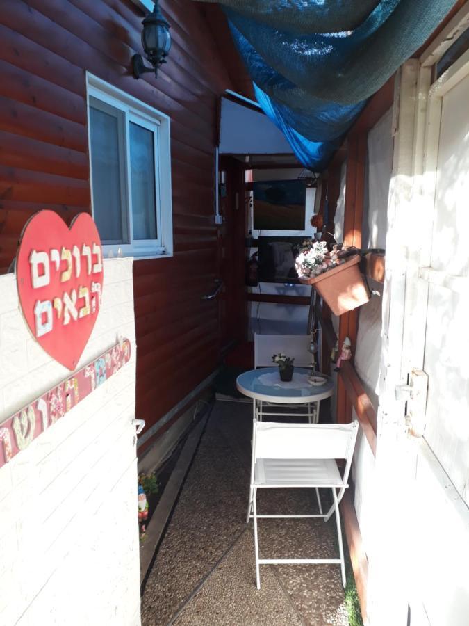 Happiness Zimmer צימר האושר - גם לציבור הדתי Daire Nehariya Dış mekan fotoğraf